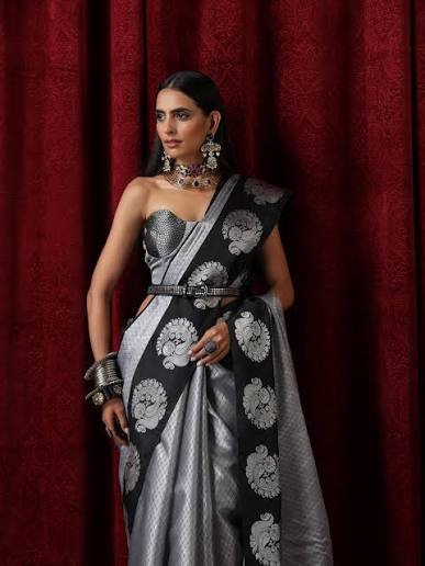 Jacquard Saree Fabric