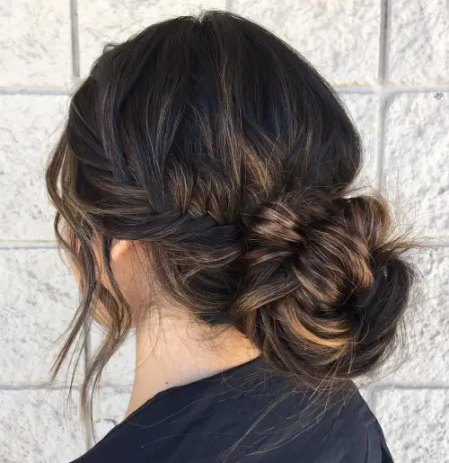Messy Bun for a Modern Twist