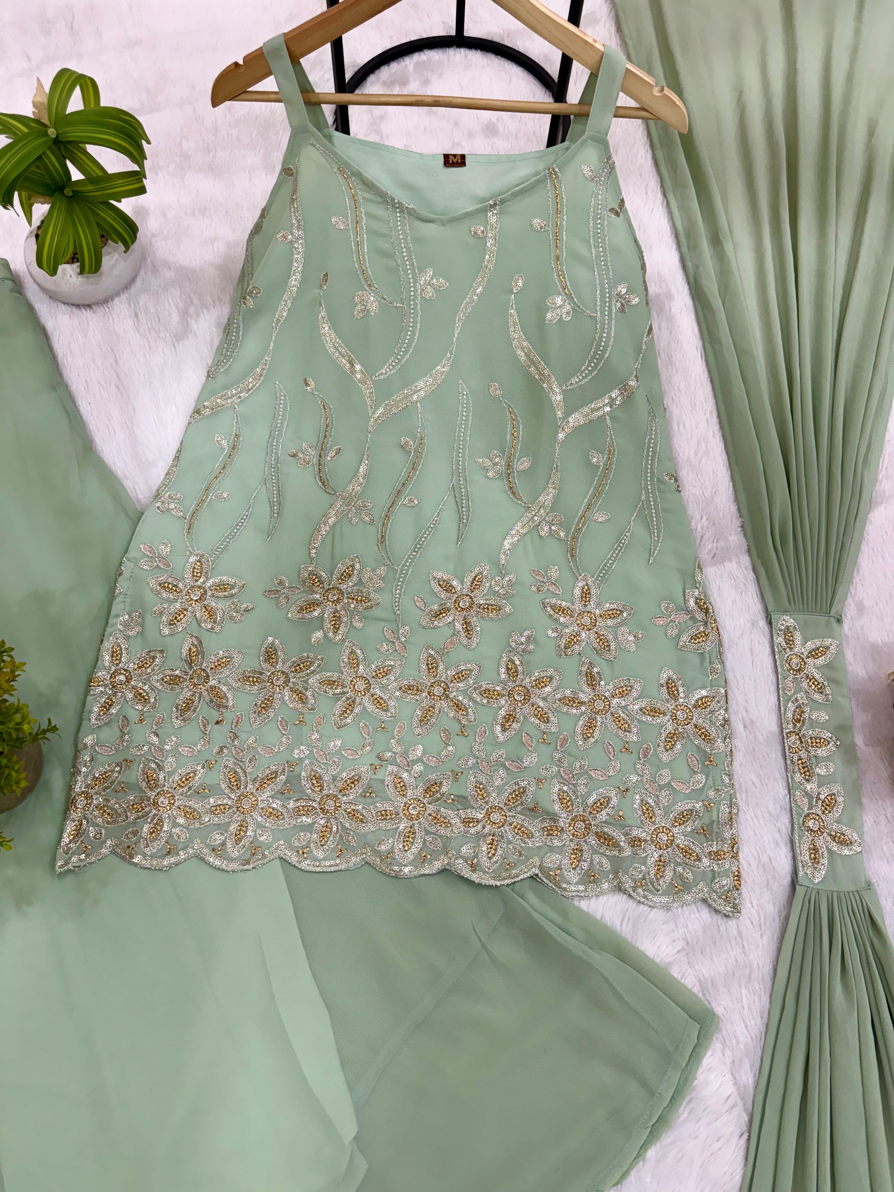 3 PIECES SUIT PAIR WITH EMBROIDERY WORK & FANCY LACE - Image 3